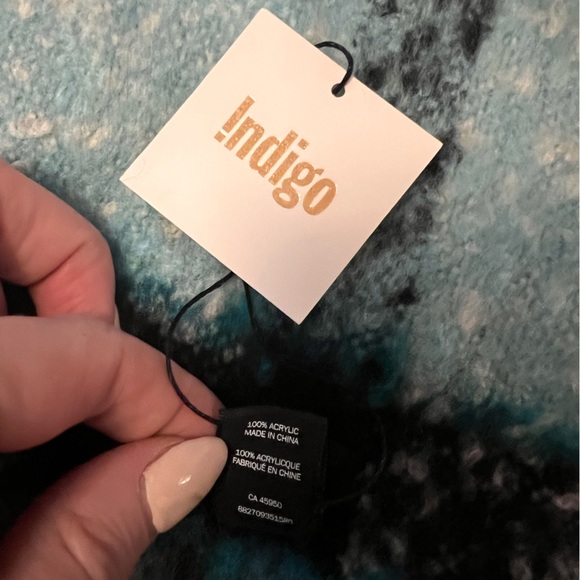 Cozy Blanket scarf - Picture 3 of 3